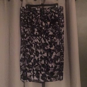 Geo print Vince Camuto skirt!